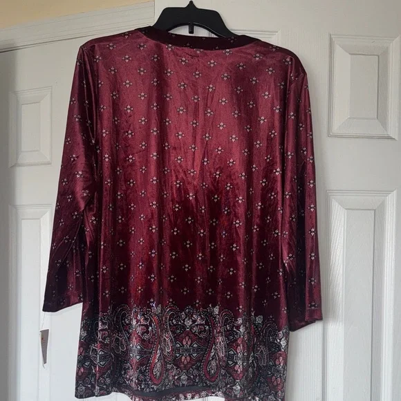croft & barrow Burgundy Velvet Henley Tunic with Paisley Border - Picture 6 of 7